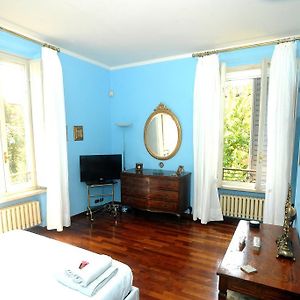 Camera con letto king size